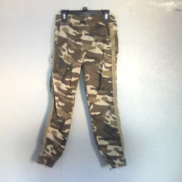 Zara kids jogger size 10 ( box AP ) - Picture 1 of 3